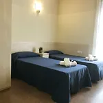 Апартаменты Residencia Universitaria Resa Blas De Otero Бильбао