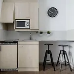 Residencia Universitaria Resa Blas De Otero Бильбао