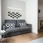 Residencia Universitaria Resa Blas De Otero Апартаменты *