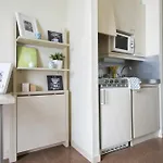 Residencia Universitaria Resa Blas De Otero Бильбао