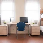 Апартаменты Residencia Universitaria Resa Blas De Otero *