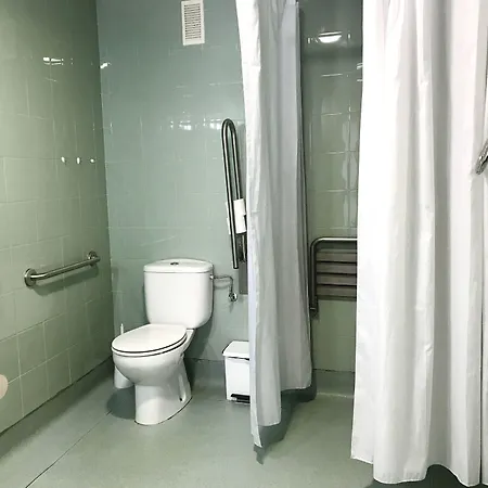 Residencia Universitaria Resa Blas De Otero Appartement
