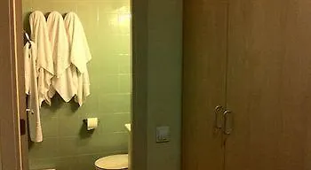Residencia Universitaria Resa Blas De Otero Apartment *