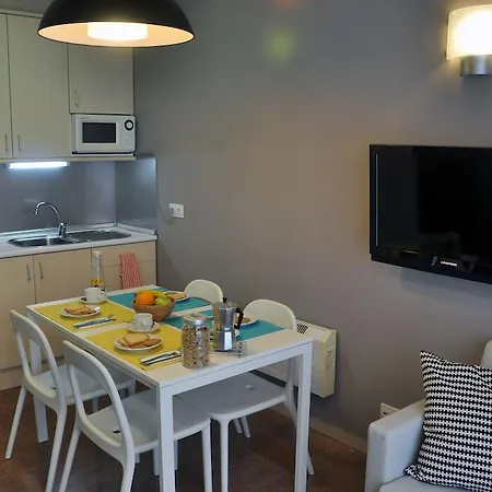 Apartment Residencia Universitaria Resa Blas De Otero