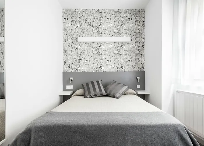 Residencia Universitaria Blas De Otero