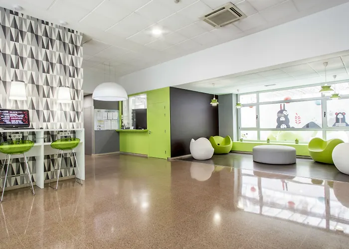 Residencia Universitaria Blas De Otero