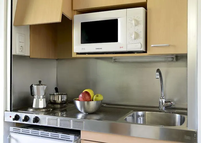 Residencia Universitaria Blas De Otero *