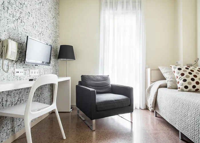 Residencia Universitaria Resa Blas De Otero Διαμέρισμα *