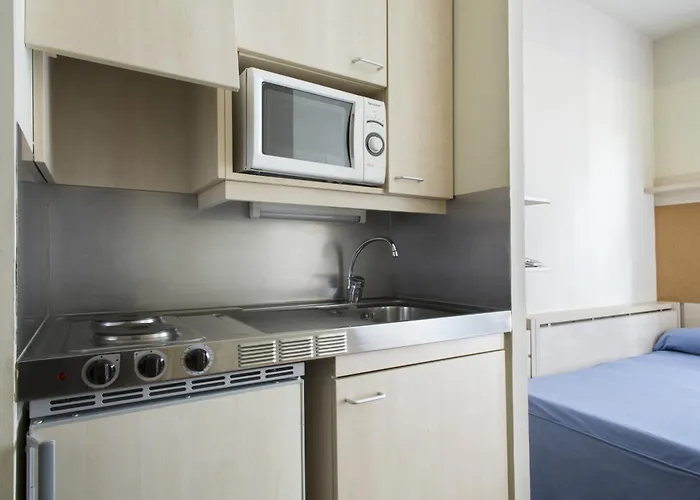 Residencia Universitaria Blas De Otero