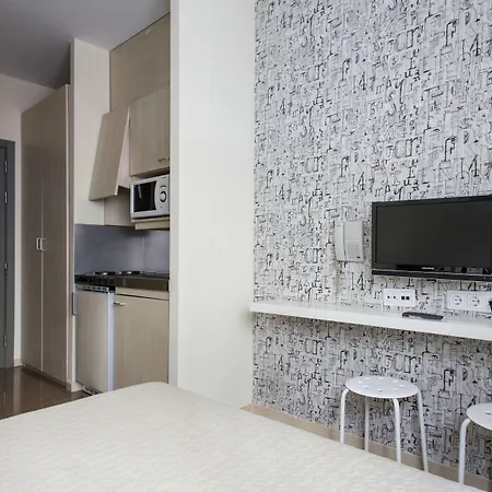 Apartmán Residencia Universitaria Resa Blas De Otero