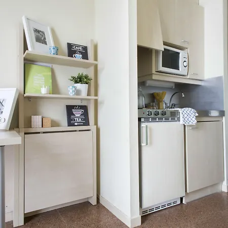 Апартаменты Residencia Universitaria Resa Blas De Otero