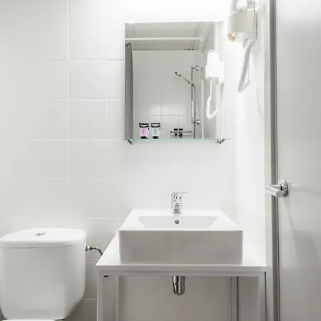 Residencia Universitaria Resa Blas De Otero