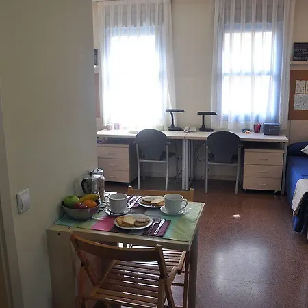 Daire Residencia Universitaria Resa Blas De Otero Bilbao