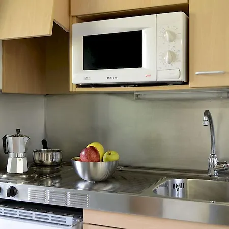 Residencia Universitaria Resa Blas De Otero *