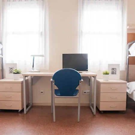 Daire Residencia Universitaria Resa Blas De Otero *