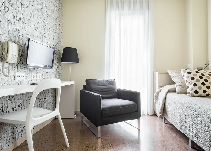 Residencia Universitaria Resa Blas De Otero * ビルバオ