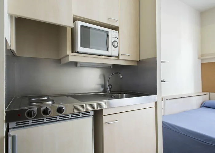 Апартаменты Residencia Universitaria Resa Blas De Otero Бильбао