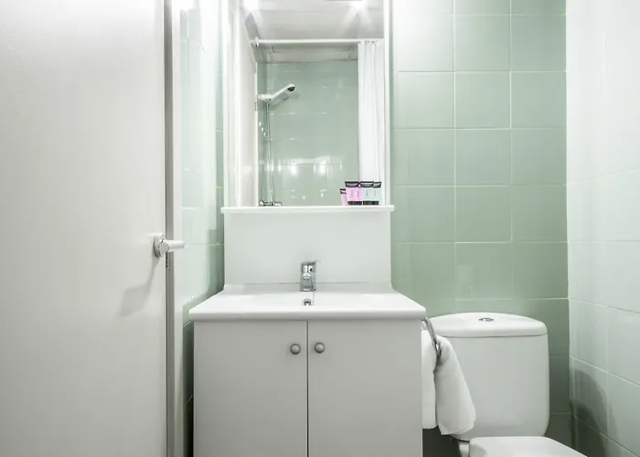 Residencia Universitaria Resa Blas De Otero *