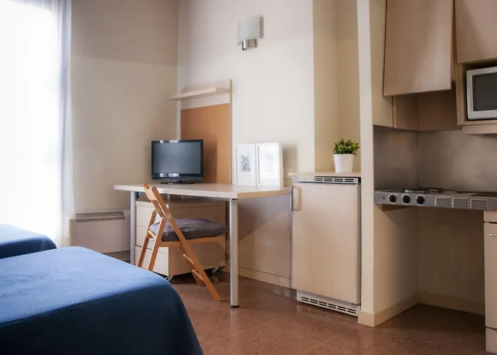 Residencia Universitaria Resa Blas De Otero アパート *