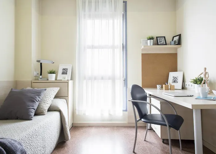 Residencia Universitaria Resa Blas De Otero アパート *