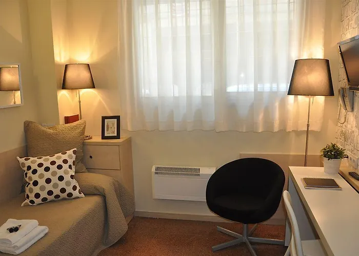 Residencia Universitaria Resa Blas De Otero * Μπιλμπάο